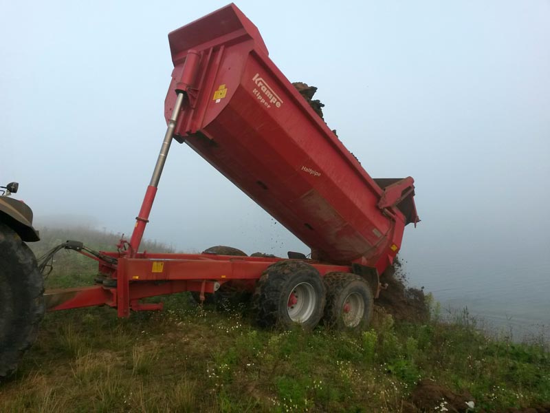 Anhänger an Trecker